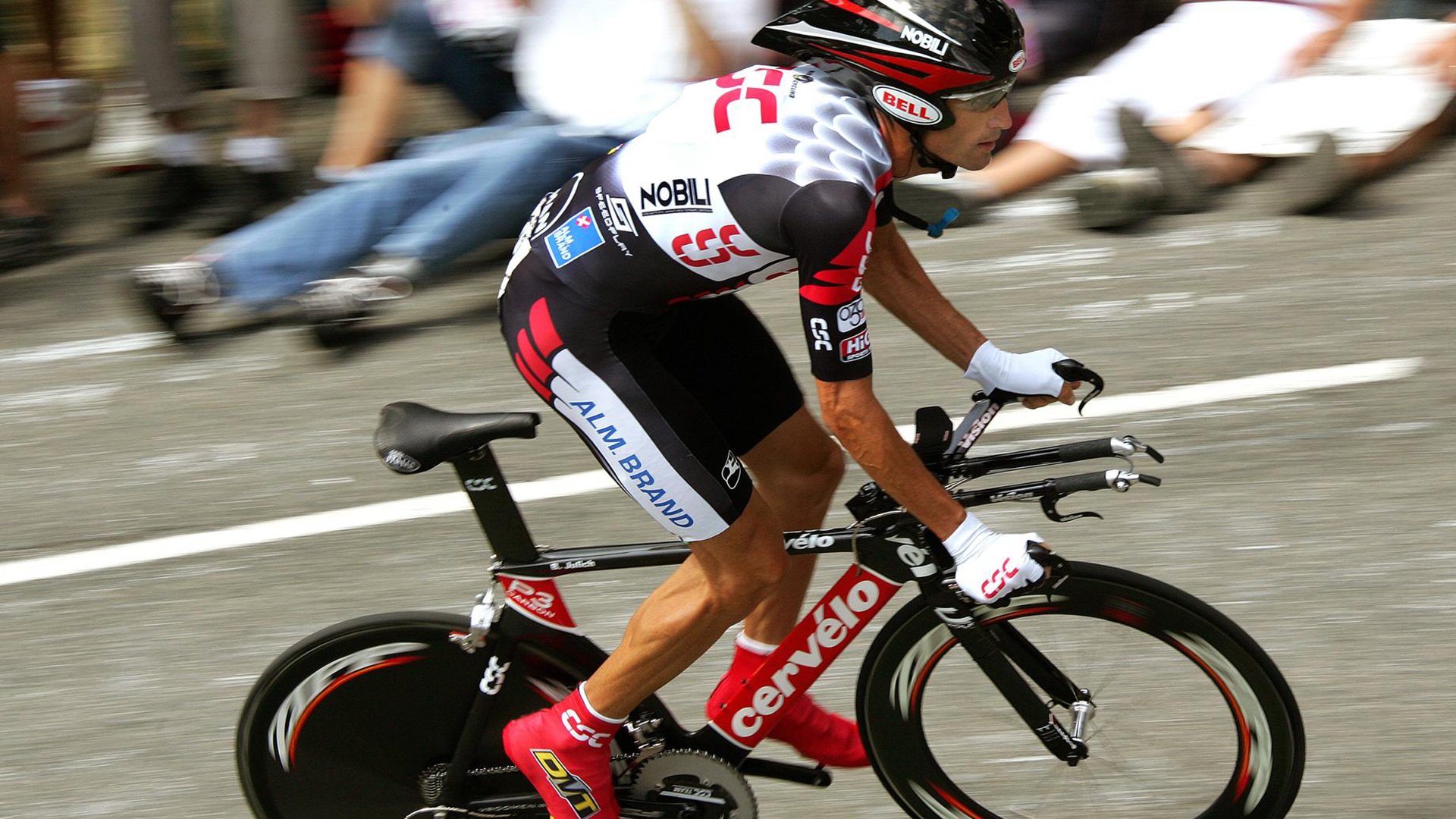 开云体育vip-以“体育+科技”为核心的多场特色篮球交流活动举行，体育比赛中的科技