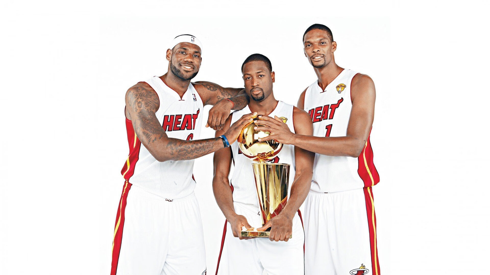 KAIYUNAPP-火箭发布“球员饮食全纪录”，分享高效恢复秘密，火箭队球员身高体重