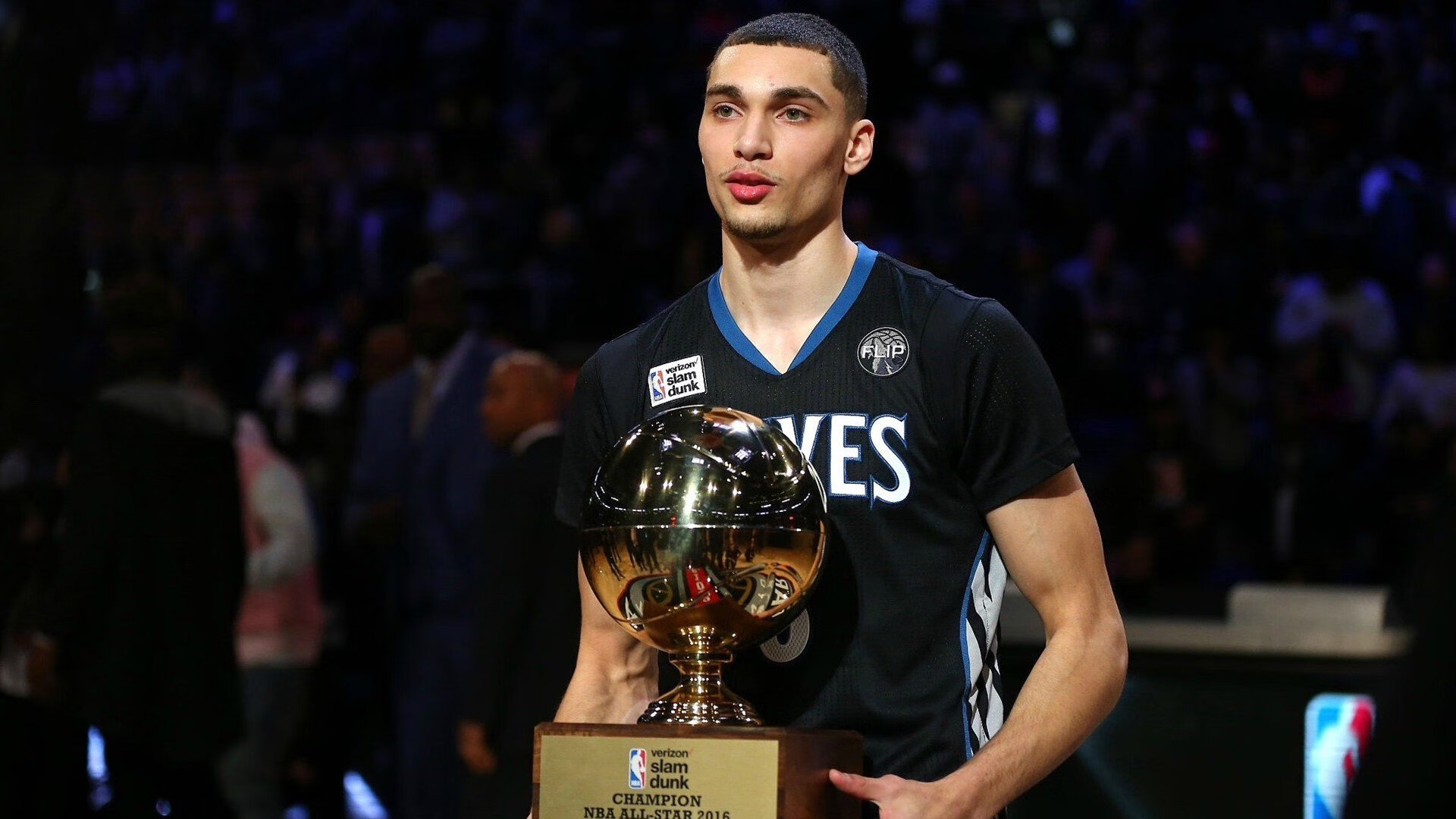 球员家庭成长记：足球也有温情一面，足球运动员成长档案